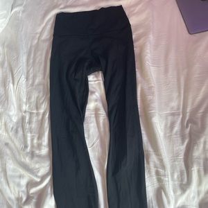 black lululemon align leggings